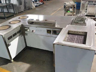 Teppanyaki Grill Table with BBQ Grill