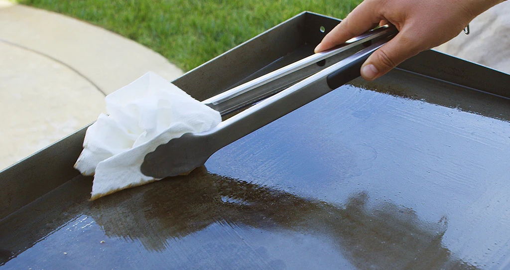 How to Season Your Teppanyaki Griddle Top?