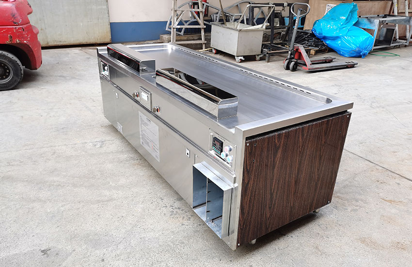 Teppanyaki Hibachi Grill Table | Teppanyaki vs Hibachi: What's the Difference?