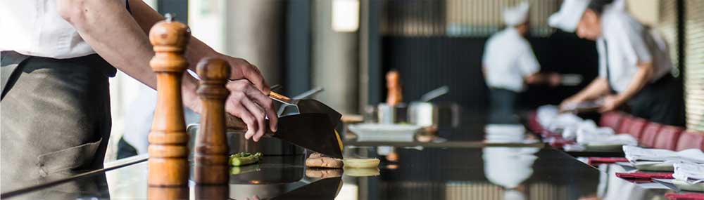 The method of making simple teppanyaki with teppanyaki tool