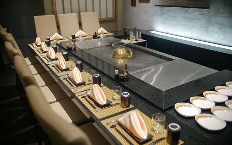 Instructions for use of electric heating tubes and electric teppanyaki grill table