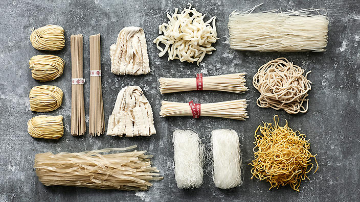 Different kinds of Japanese noodles