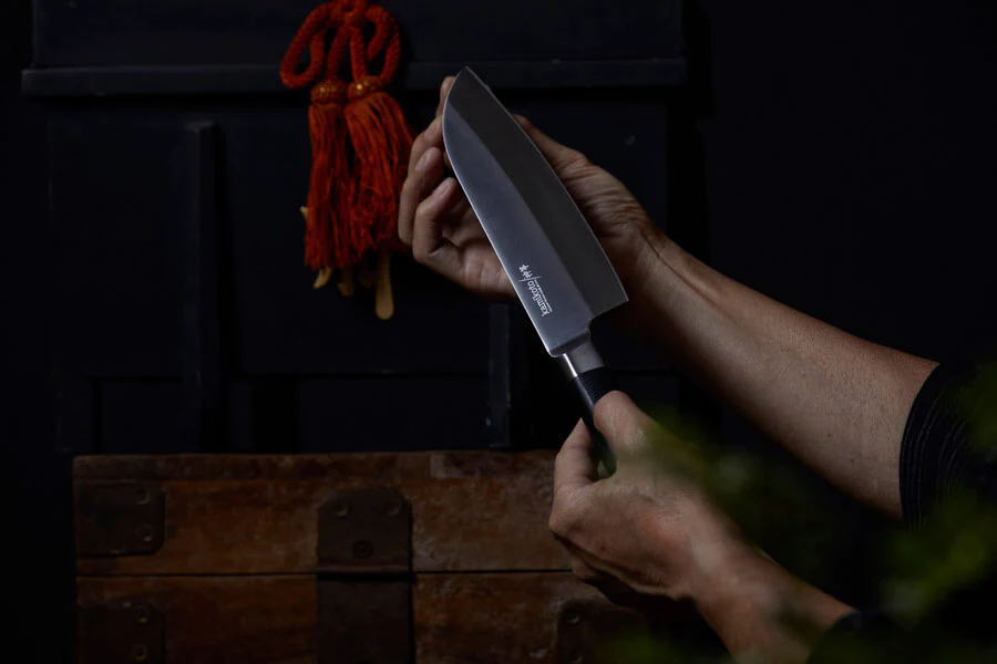Hibachi Grill Buying Guide: How to Choose a Good Hibachi Knife