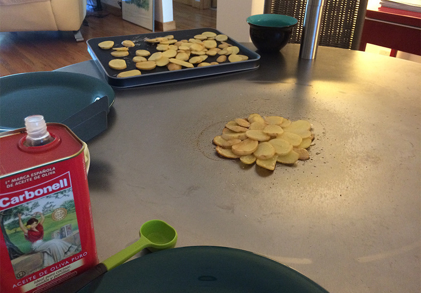 teppenyaki table for sale | crispy potatoes in teppanyaki style