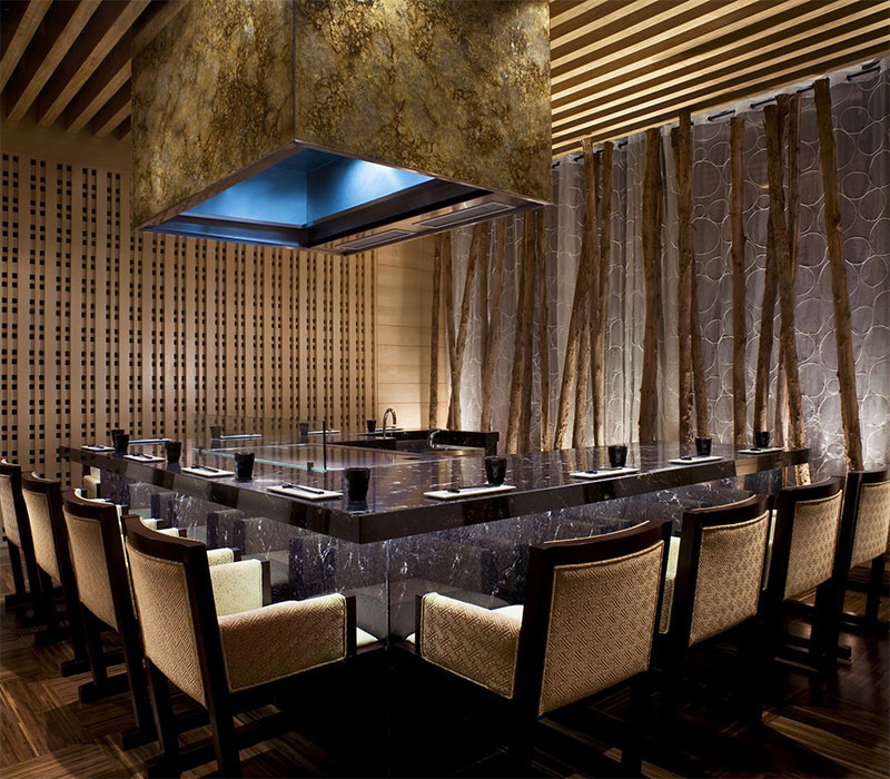 Japanese Teppanyaki Tables: The Rise of Iron Cooking in Modern Dining