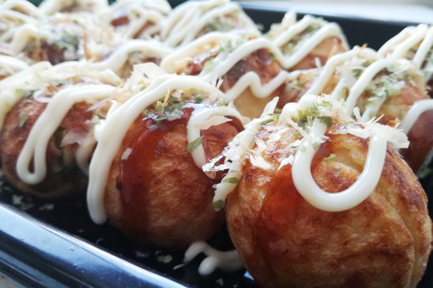 Simple recipe of Takoyaki (octopus balls)