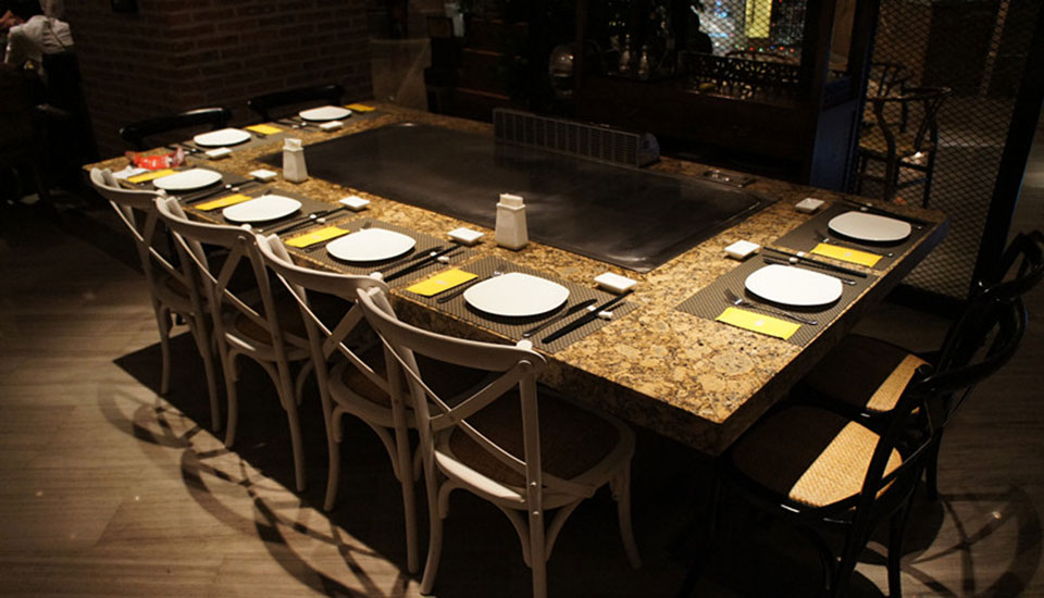 How to use teppanyaki equipment safely?