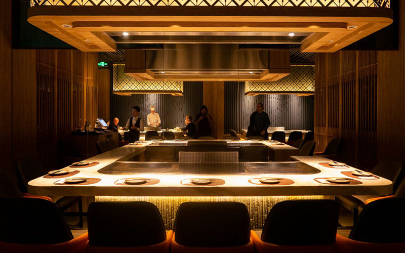 Large Teppanyaki Table | What is the difference between teppanyaki and yaki?