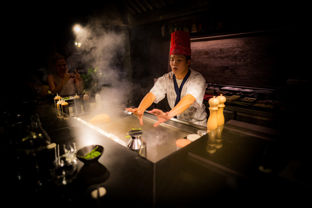 teppanyaki grill table | 5 reasons to go to teppanyaki restaurants