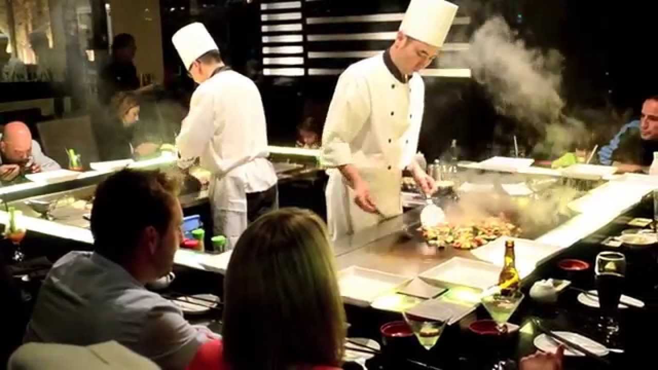 Teppanyaki: The Exciting Fusion of Cooking and Entertainment