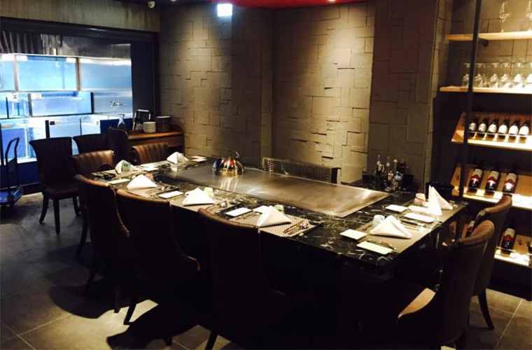Difference in the Heating Method Of Teppanyaki Hibachi Table Equipment