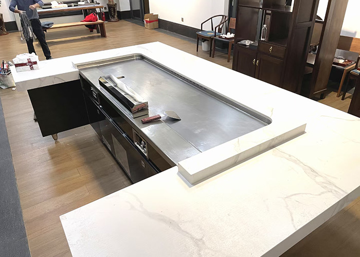 Choosing the Right Teppanyaki Grill Table Equipment Supplier