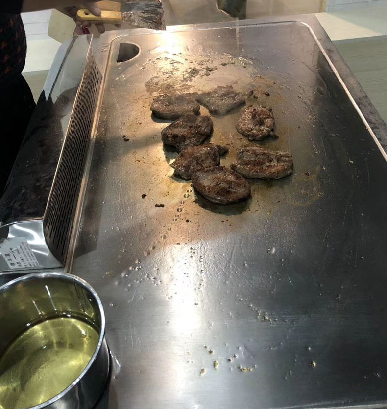 Customization Gas Teppanyaki Grill Table | What Can It Cooking?