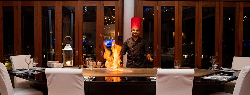 Teppanyaki Tables Bring Entertainment and Flavor to Restaurants