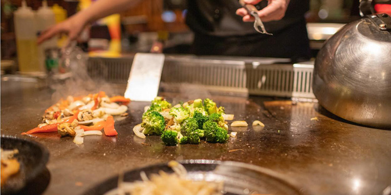 Teppan Cooking Table | Can vegetarian dishes be made into teppanyaki?