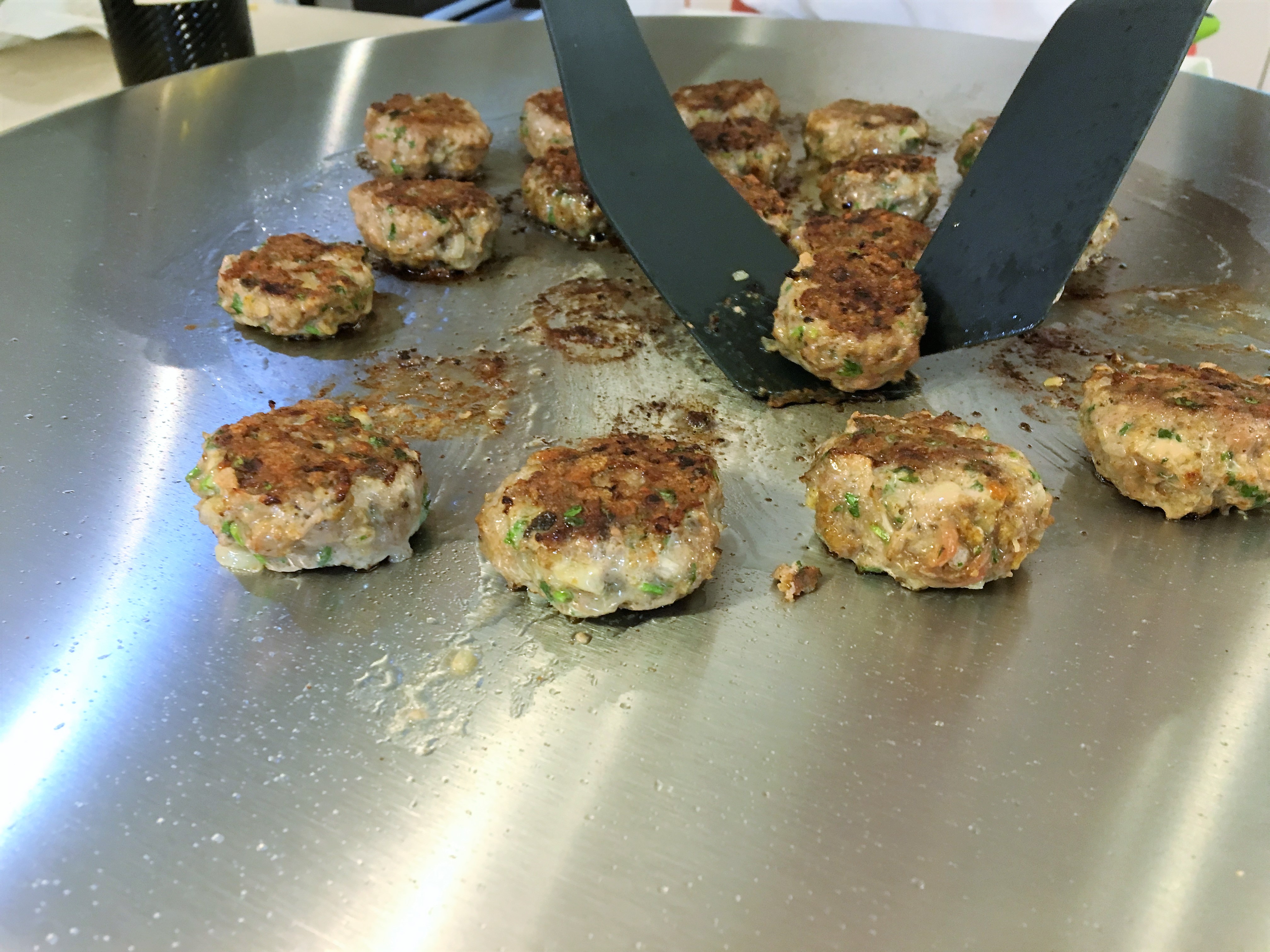 built in teppanyaki | teppanyaki Vietnamese style beef meatballs and patties