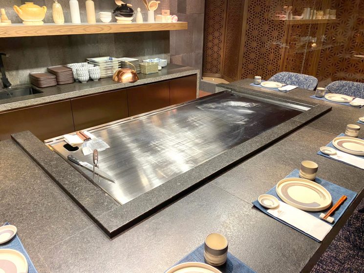Professionally Provide Various Japanese Electric Teppanyaki Grill Table