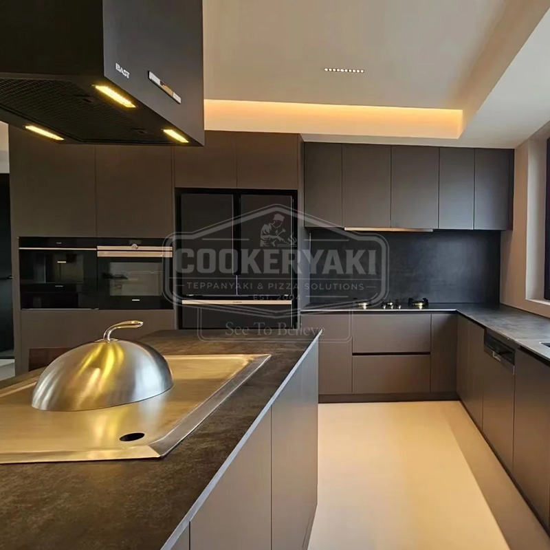Villa & Home Kitchens