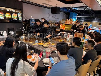 Teppanyaki Grill Table for Steak Counters 4