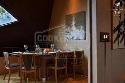 Custom Irregular Shape Teppanyaki Table 53