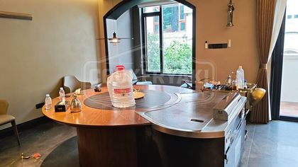 Custom Irregular Shape Teppanyaki Table 5