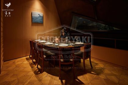 Custom Irregular Shape Teppanyaki Table 52