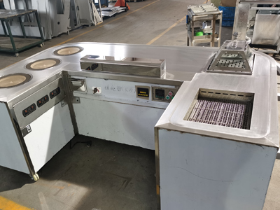 Teppanyaki Grill Table with BBQ Grill