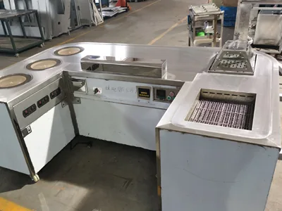 Teppanyaki Grill Table with BBQ Grill