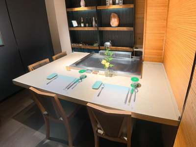 Rectangular Teppanyaki Table for 4-5 Guests with Insulated Oil Channel